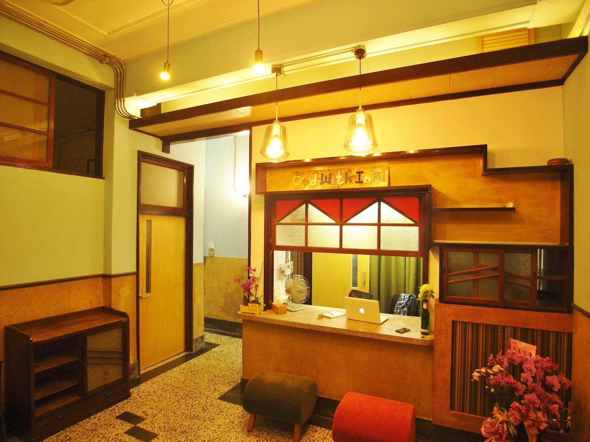 With Inn Hostel Kaohsiung Luaran gambar